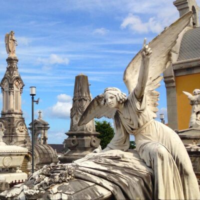 Visita guiada: Cementerio La Carriona